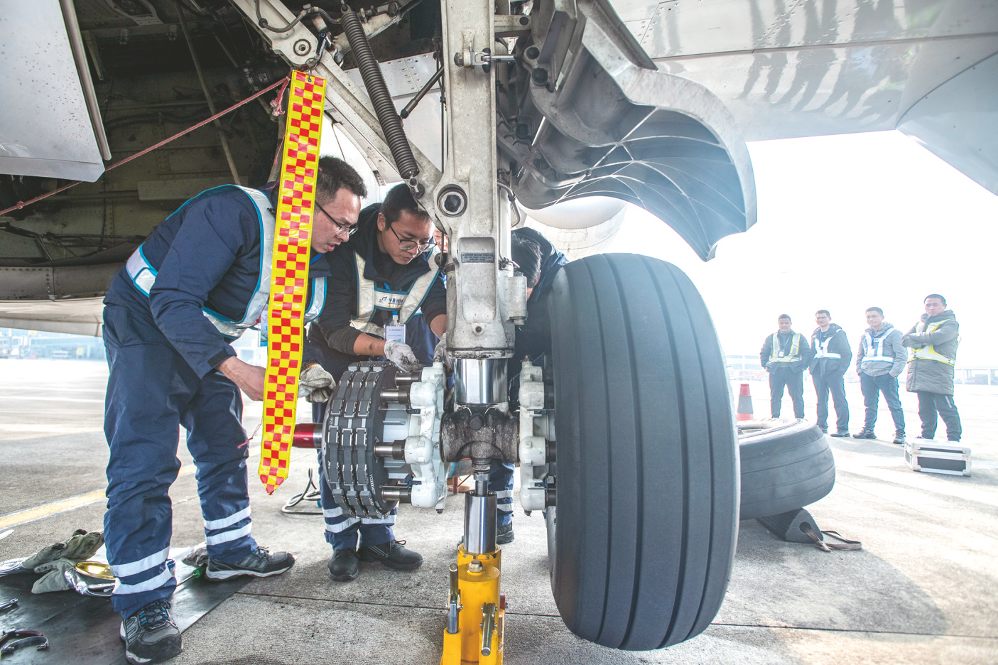 现代飞机刹车系统