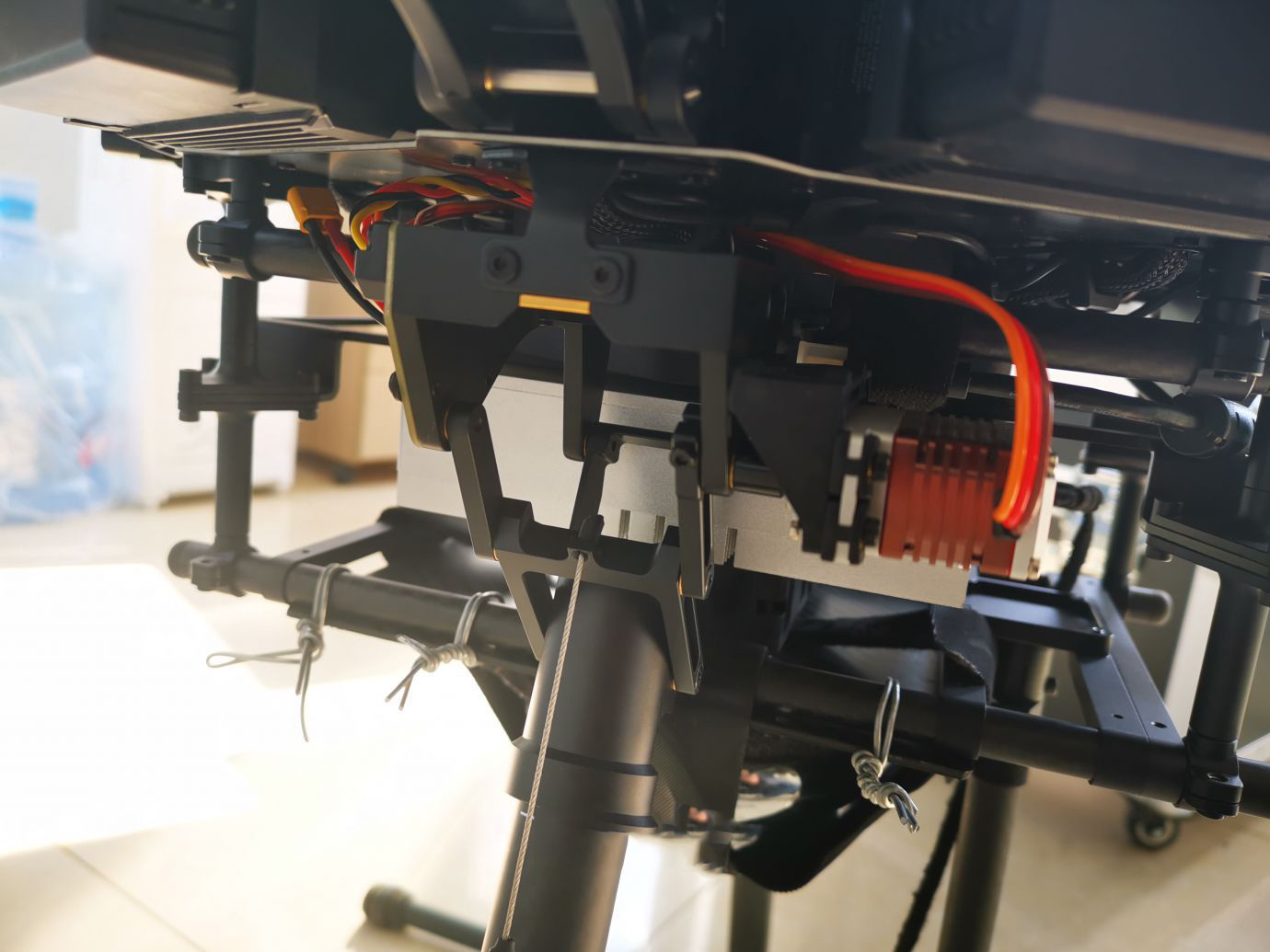 无人机起落架伺服系统