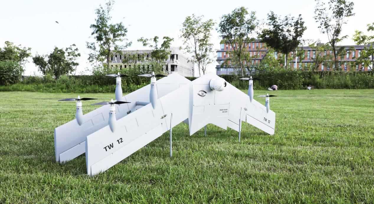 垂直起降固定翼飞行器过渡走廊研究