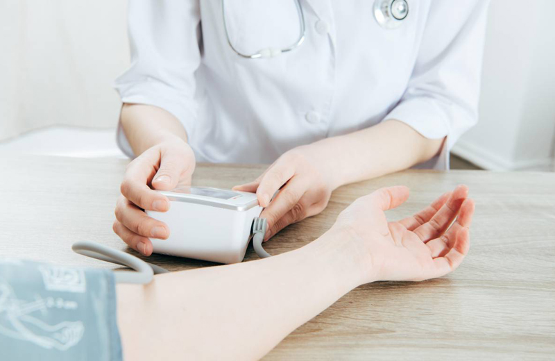 宏怡生物关注血压测量，守护心脑健康